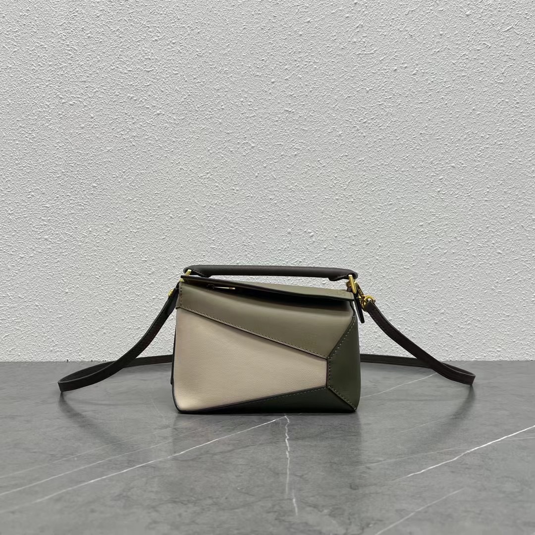 Loewe Mini Puzzle Bag in Classic Calfskin Multicolour